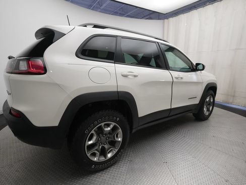 Used 2019 Jeep Cherokee Trailhawk w/ Comfort/Convenience Group AWD/4WD image 36