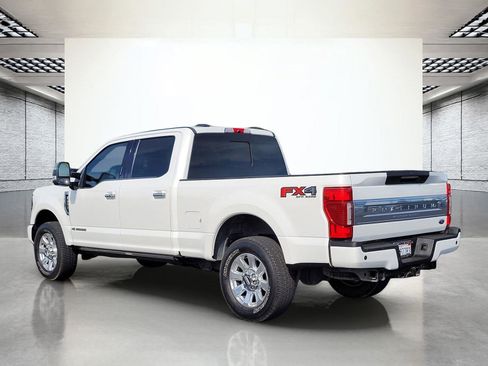 Used 2020 Ford F250 Platinum w/ FX4 Off-Road Package image 9