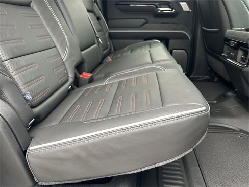 Used 2025 GMC Sierra 1500 AT4X image 16