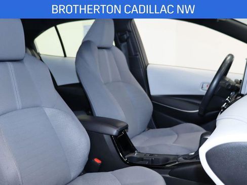 Used 2024 Toyota Corolla SE w/ SE Package image 23