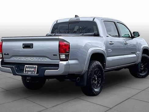 Used 2021 Toyota Tacoma SR5 w/ Technology Package AWD/4WD image 13