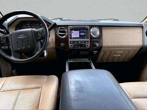 Used 2011 Ford F350 Lariat w/ Lariat Ultimate Pkg AWD/4WD image 6