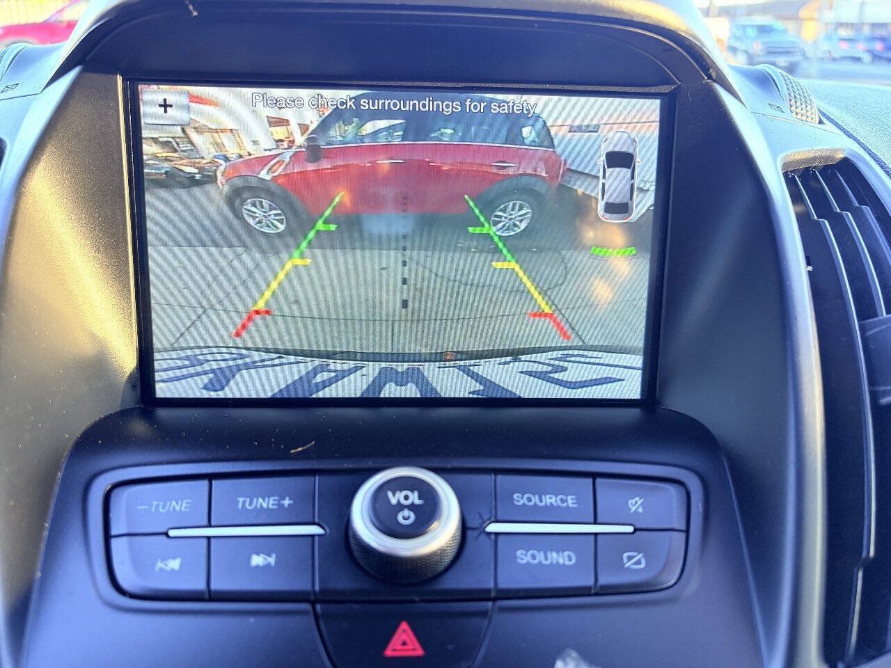 Used 2019 Ford Escape SE FWD image 22