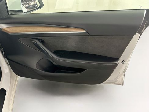 Used 2023 Tesla Model 3 Standard Range RWD image 30
