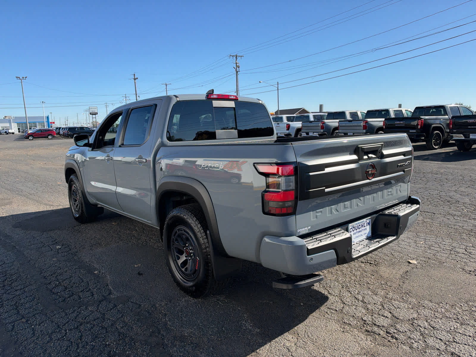 Used 2025 Nissan Frontier PRO-4X w/ Interior Protection Package AWD/4WD image 3