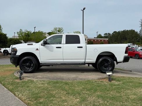 New 2026 RAM 3500 Tradesman AWD/4WD image 4