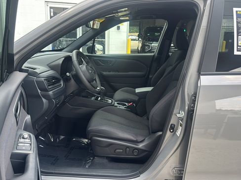 Certified 2025 Subaru Forester Premium AWD/4WD image 12