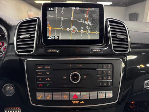 Used 2016 Mercedes-Benz GLE 400 4MATIC image 24