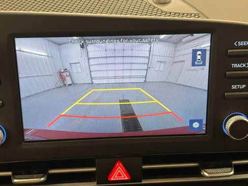 Used 2023 Hyundai Elantra SEL FWD image 42