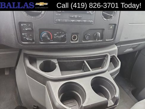 Used 2011 Ford E-350 and Econoline 350 XLT RWD image 14