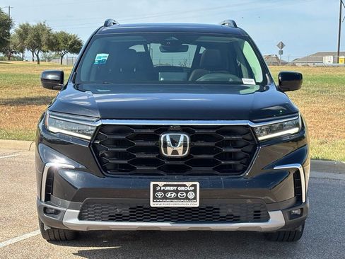 Used 2024 Honda Pilot Elite image 3