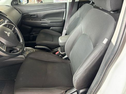 Used 2015 Mitsubishi Outlander Sport ES FWD image 17