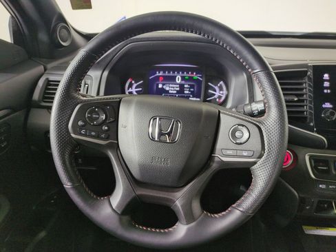 Certified 2023 Honda Passport TrailSport image 14