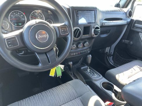 Used 2012 Jeep Wrangler Unlimited Sport AWD/4WD image 17