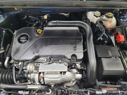 Used 2024 Chevrolet Malibu LT image 30