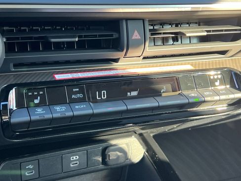 New 2026 Toyota Prius XLE image 19