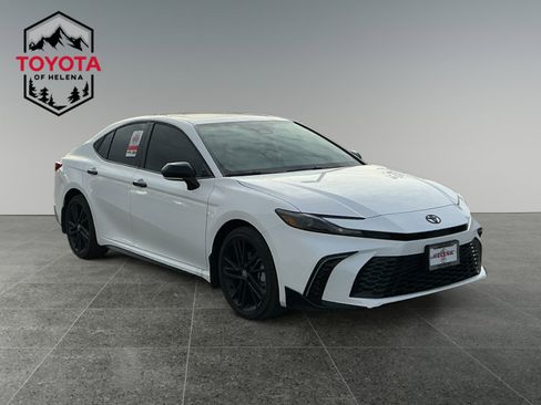 New 2026 Toyota Camry Hybrid image 7