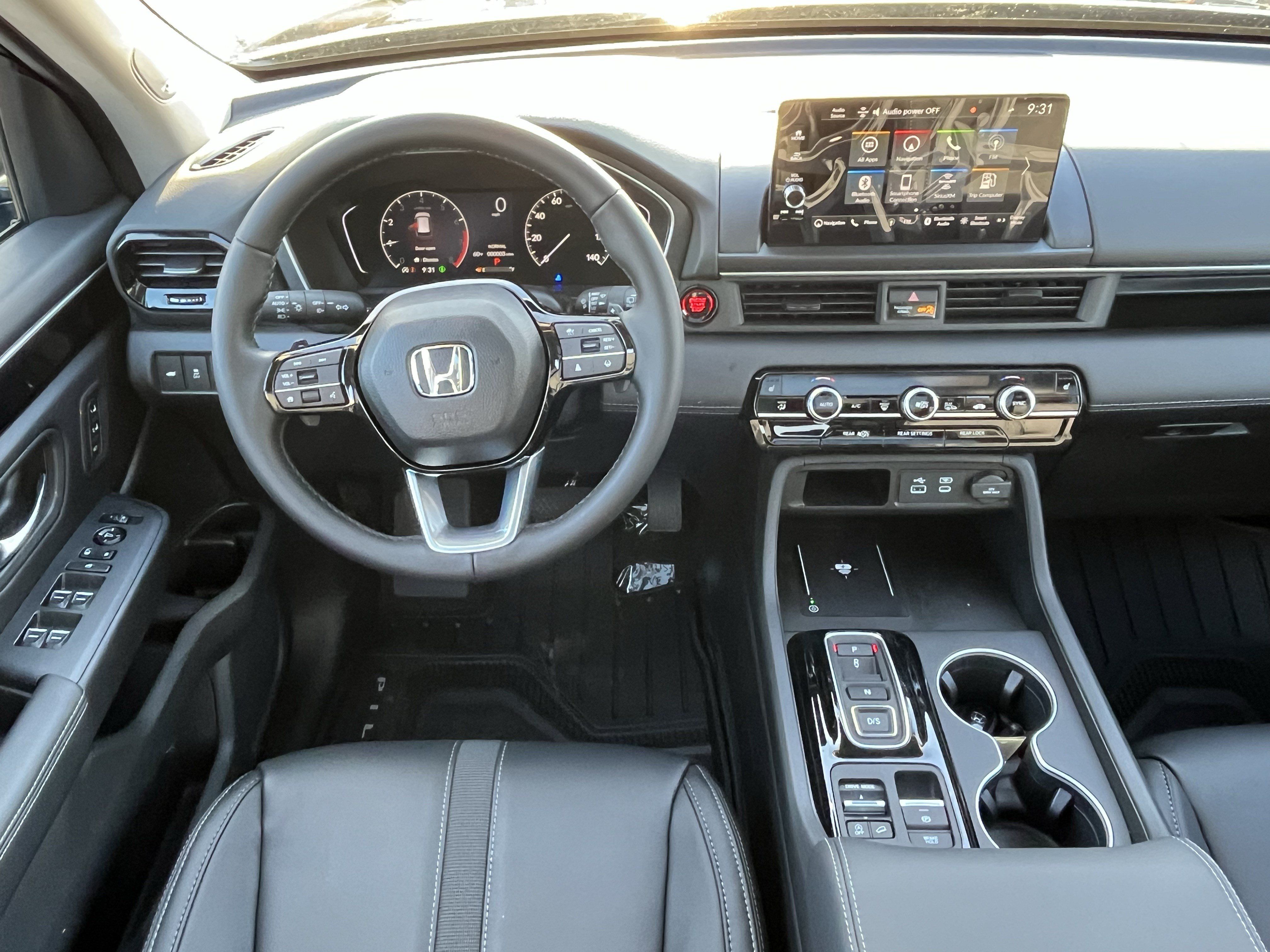 New 2025 Honda Pilot Touring image 10