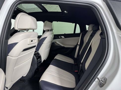 Used 2023 BMW X6 xDrive40i w/ Executive Package image 33