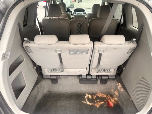 Used 2012 Honda Odyssey EX image 9
