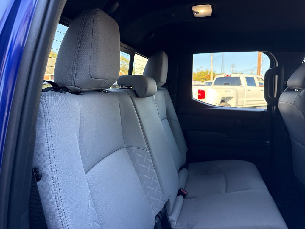 Used 2024 Toyota Tacoma SR5 AWD/4WD image 22