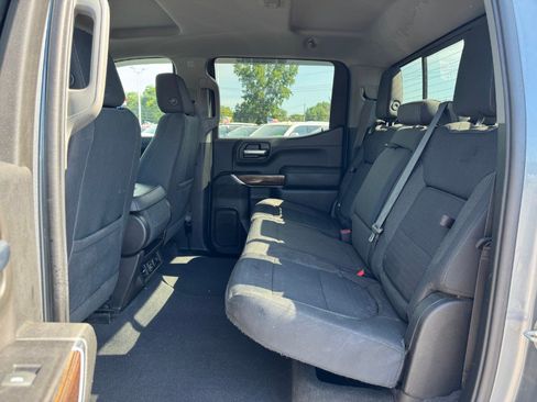 Used 2019 GMC Sierra 1500 SLE w/ X31 Off-Road Package AWD/4WD image 16