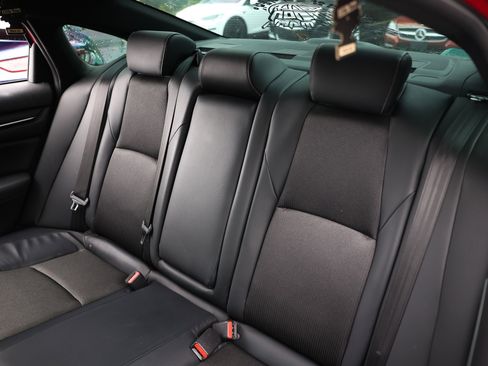 Used 2018 Honda Accord Sport image 11