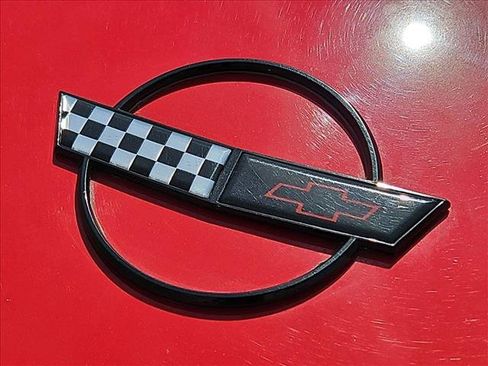 Used 1992 Chevrolet Corvette Coupe RWD image 26