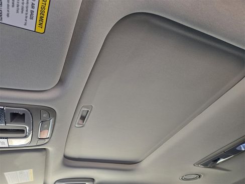 New 2025 Kia Telluride EX image 18