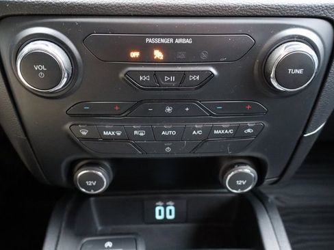 Used 2019 Ford Ranger XLT w/ Equipment Group 301A Mid image 9