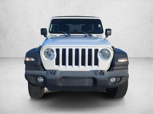Used 2023 Jeep Wrangler Unlimited Sport AWD/4WD image 2