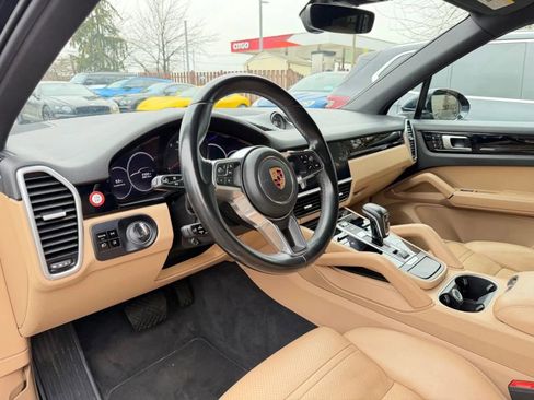 Used 2019 Porsche Cayenne image 12