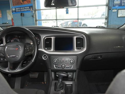 Used 2022 Dodge Charger SXT w/ Driver Convenience Group AWD/4WD image 26