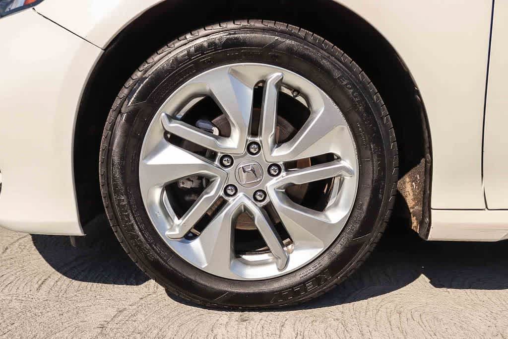 Used 2018 Honda Accord LX image 11