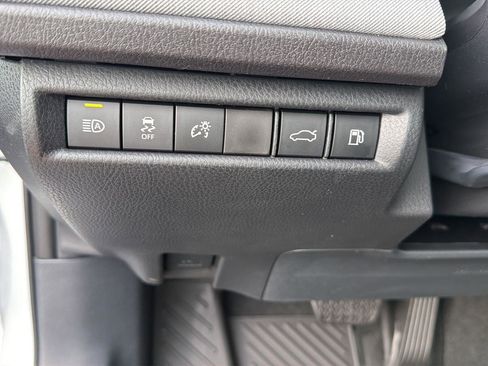 New 2026 Toyota Camry LE FWD image 19