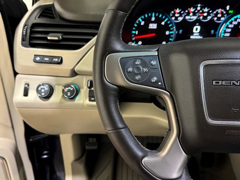 Used 2019 GMC Yukon XL Denali w/ Denali Ultimate Package image 24