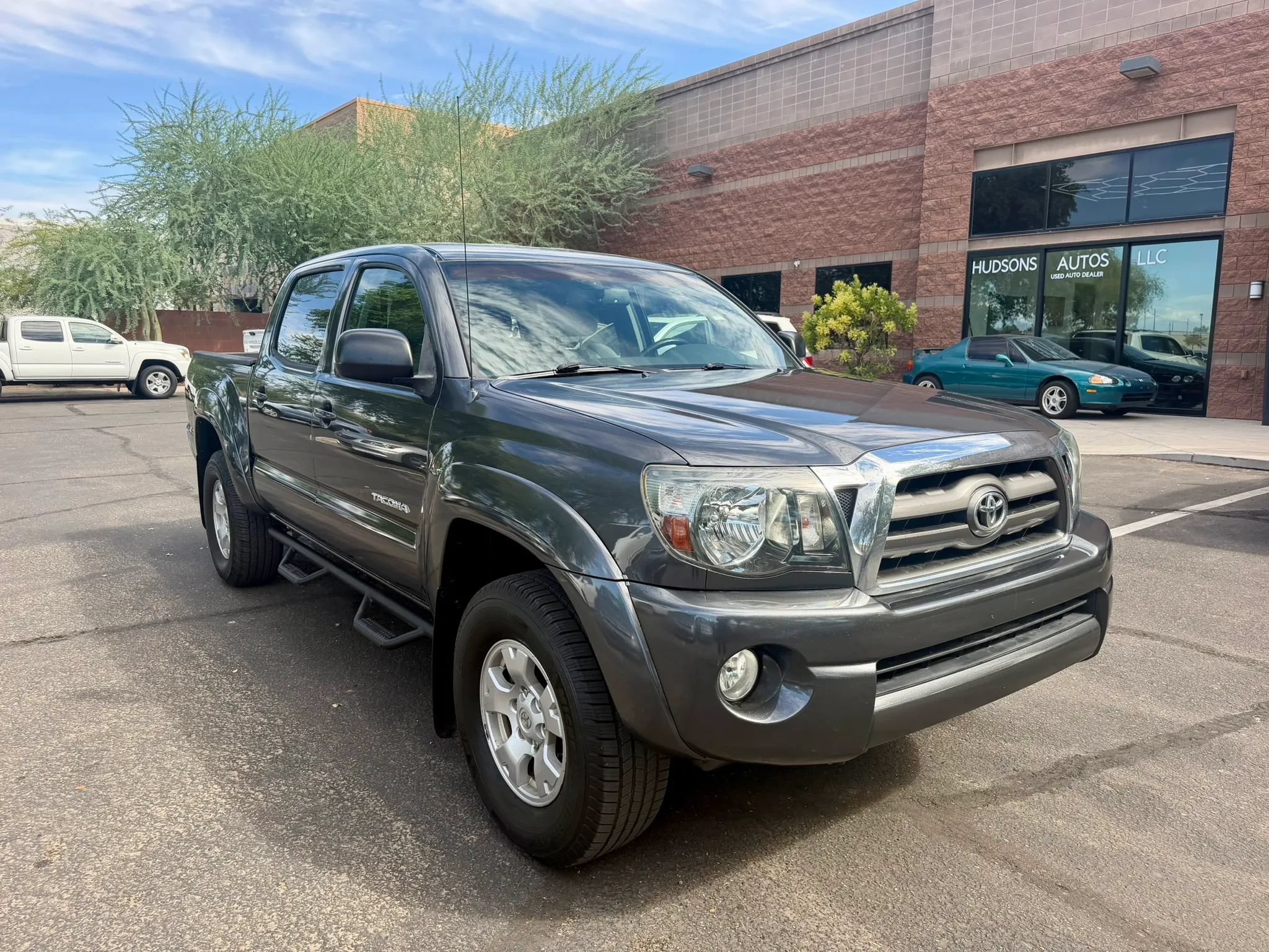 Used 2009 Toyota Tacoma PreRunner w/ TRD Off-Road Pkg RWD image 3