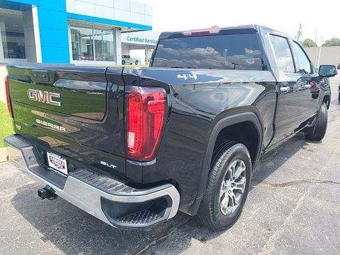 Used 2025 GMC Sierra 1500 SLT AWD/4WD image 15