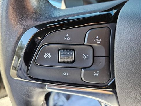 Used 2024 Buick Enclave Premium image 24