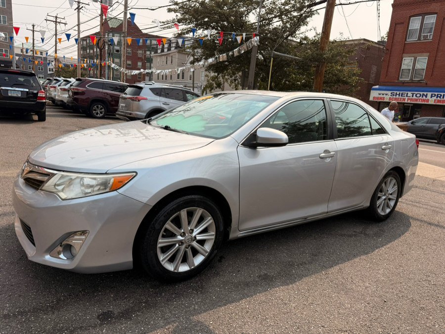 Used 2014 Toyota Camry XLE FWD image 7