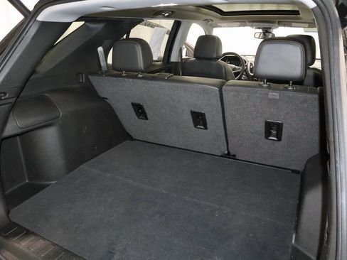 Used 2022 Chevrolet Equinox Premier FWD image 13