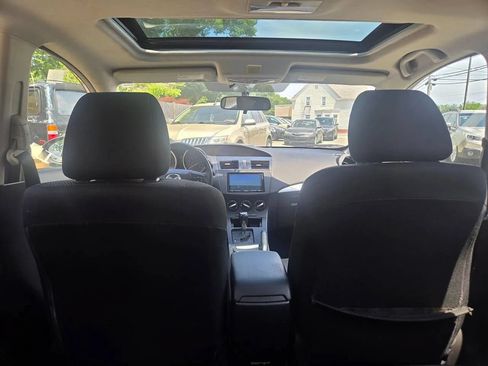 Used 2012 MAZDA MAZDA3 i Touring FWD image 36