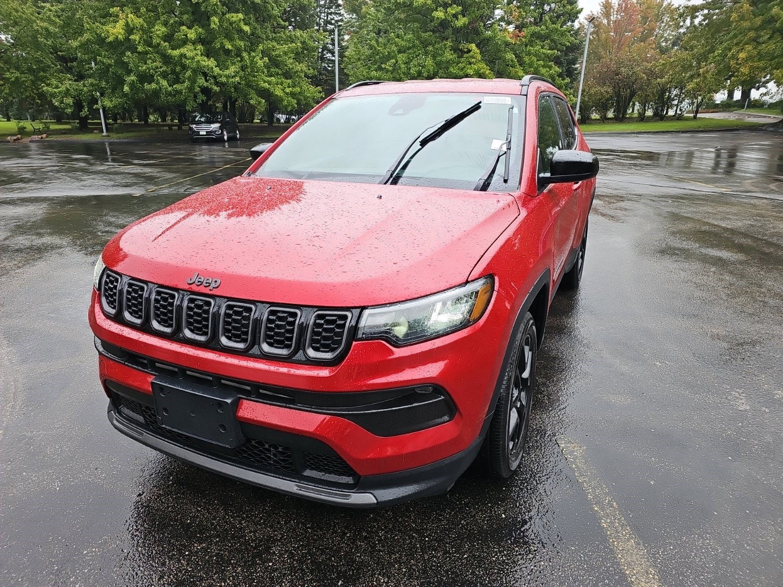 Used 2026 Jeep Compass Latitude w/ Quick Order Package 29K AWD/4WD image 2