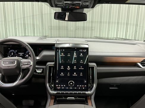 Used 2026 GMC Yukon Denali w/ Sun & Power Step Package AWD/4WD image 34
