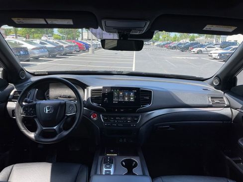 Certified 2024 Honda Passport EX-L image 10