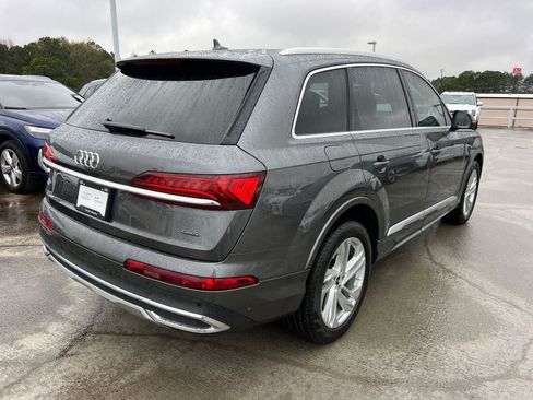 Used 2022 Audi Q7 Premium Plus w/ Premium Plus Package image 5