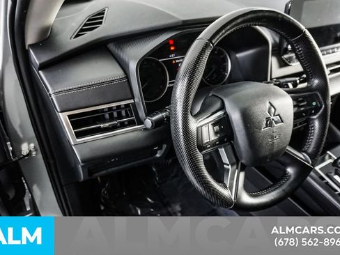 Used 2024 Mitsubishi Outlander SE FWD image 33
