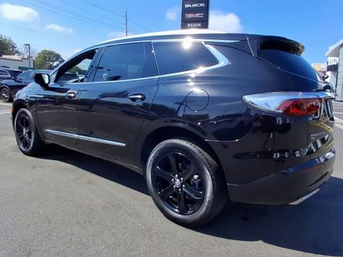 Certified 2024 Buick Enclave Essence w/ Sport Touring Edition image 4