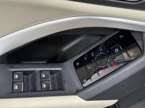 New 2025 Audi Q5 Premium image 21