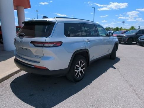 Certified 2023 Jeep Grand Cherokee L Limited w/ Luxury Tech Group II AWD/4WD image 36